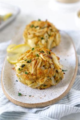  Baltimore Crab Cakes:  A Spicy Seafood Symphony Exploding With Tangy Old Bay Seasoning!